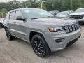 Front 3/4 View of 2020 Jeep Grand Cherokee Altitude 4x4 #1