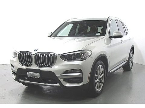 Glacier Silver Metallic BMW X3 xDrive30i.  Click to enlarge.