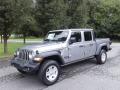 Front 3/4 View of 2020 Jeep Gladiator Sport 4x4 #2