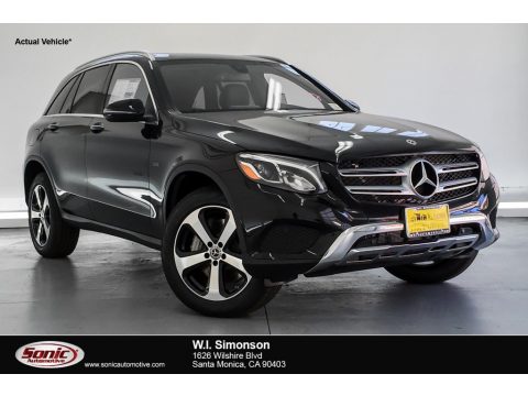 Black Mercedes-Benz GLC 350e 4Matic.  Click to enlarge.