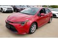 Front 3/4 View of 2020 Toyota Corolla LE #1