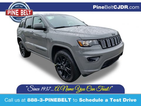 Sting-Gray Jeep Grand Cherokee Altitude 4x4.  Click to enlarge.