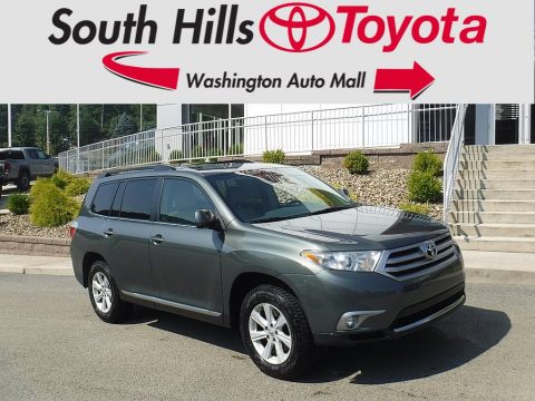 Cypress Green Pearl Toyota Highlander SE 4WD.  Click to enlarge.