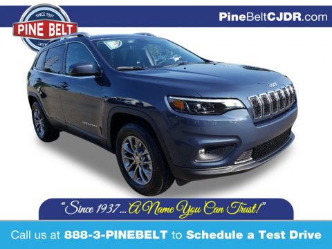 Blue Shade Pearl Jeep Cherokee Latitude Plus 4x4.  Click to enlarge.