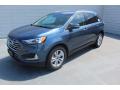 Front 3/4 View of 2019 Ford Edge SEL #4