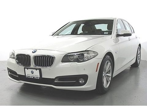 Alpine White BMW 5 Series 528i xDrive Sedan.  Click to enlarge.