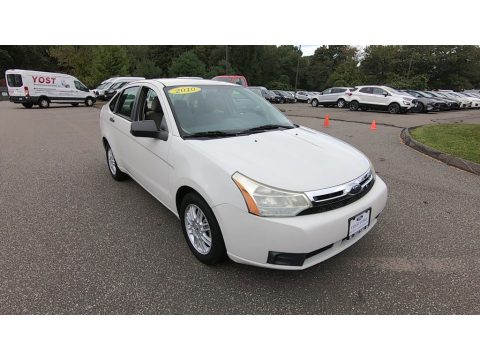 White Suede Ford Focus SE Sedan.  Click to enlarge.