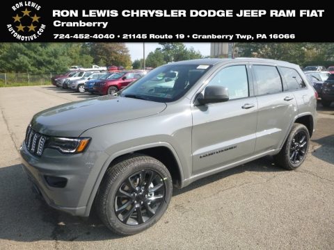 Sting-Gray Jeep Grand Cherokee Laredo 4x4.  Click to enlarge.