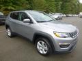 Front 3/4 View of 2020 Jeep Compass Latitude 4x4 #7