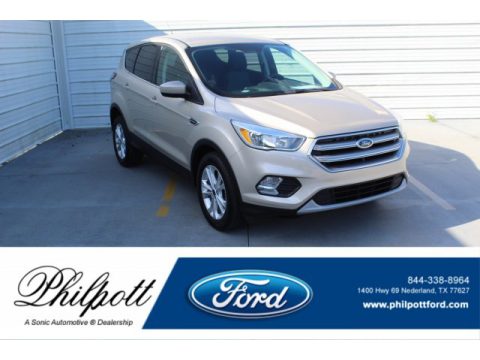 White Gold Ford Escape SE.  Click to enlarge.