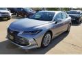 Front 3/4 View of 2020 Toyota Avalon Hybrid Limited #1