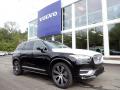 Front 3/4 View of 2020 Volvo XC90 T6 AWD Inscription #1