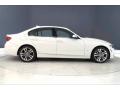 2017 3 Series 330e iPerfomance Sedan #31 2017 3 Series 330e iPerfomance Sedan #31