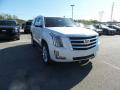 Front 3/4 View of 2020 Cadillac Escalade Luxury 4WD #1