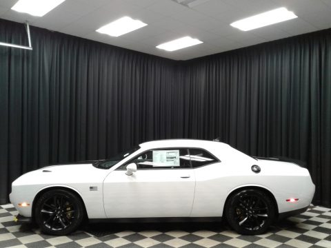 White Knuckle Dodge Challenger R/T Scat Pack Stars and Stripes Edition.  Click to enlarge.