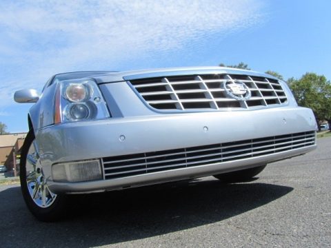 Radiant Silver Metallic Cadillac DTS Premium.  Click to enlarge.