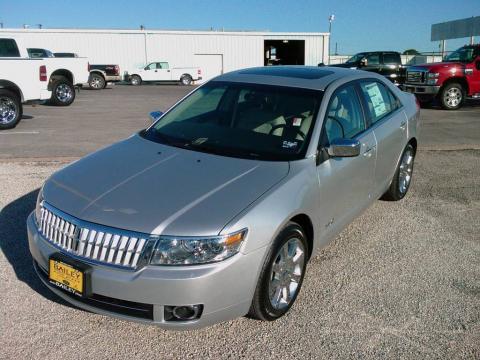 Brilliant Silver Metallic Lincoln MKZ Sedan.  Click to enlarge.