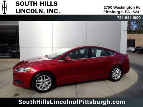 Ruby Red Metallic Ford Fusion SE.  Click to enlarge.