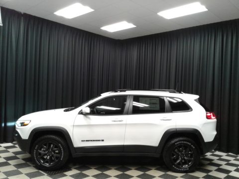 Bright White Jeep Cherokee Upland 4x4.  Click to enlarge.