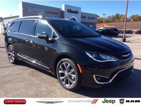 Brilliant Black Crystal Pearl Chrysler Pacifica Limited.  Click to enlarge.