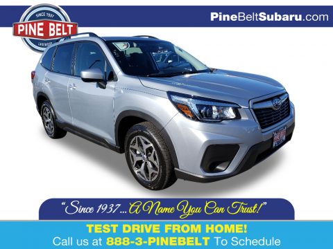 Ice Silver Metallic Subaru Forester 2.5i Premium.  Click to enlarge.