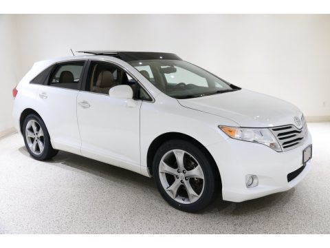 Blizzard White Pearl Toyota Venza Limited AWD.  Click to enlarge.