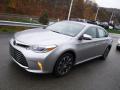 Front 3/4 View of 2017 Toyota Avalon XLE #5