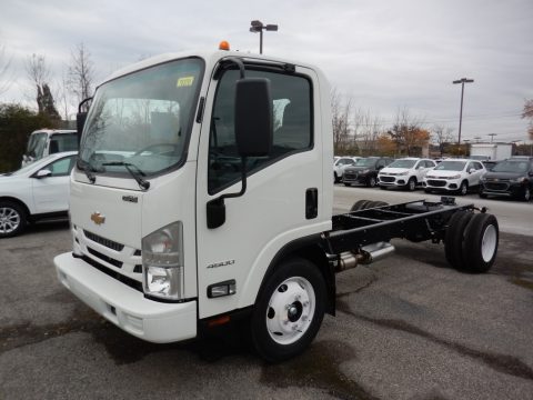Arctic White Chevrolet Low Cab Forward 4500 Chassis.  Click to enlarge.
