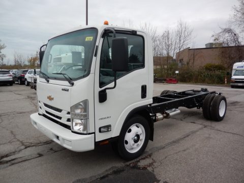 Arctic White Chevrolet Low Cab Forward 4500 Chassis.  Click to enlarge.