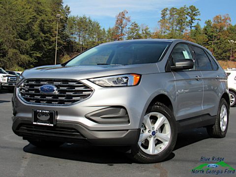Iconic Silver Metallic Ford Edge SE.  Click to enlarge.