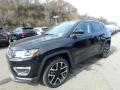 Front 3/4 View of 2020 Jeep Compass Limted 4x4 #1