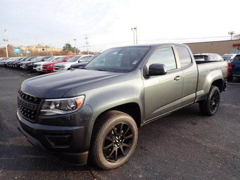 Shadow Gray Metallic Chevrolet Colorado LT Extended Cab 4x4.  Click to enlarge.