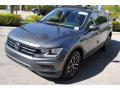 2019 Tiguan SE #4