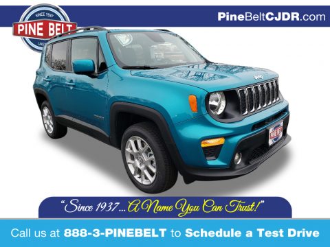 Bikini Metallic Jeep Renegade Latitude 4x4.  Click to enlarge.