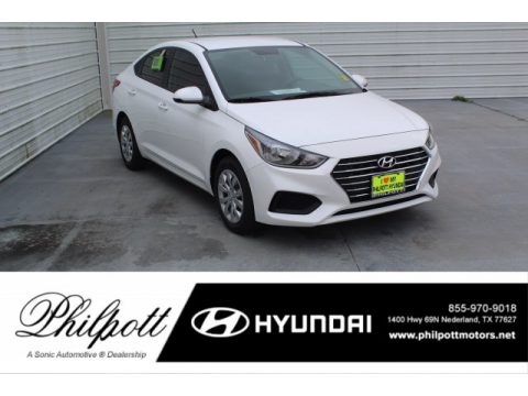 Frost White Pearl Hyundai Accent SE.  Click to enlarge.