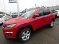 Front 3/4 View of 2020 Jeep Compass Latitude 4x4 #1