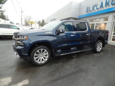 Northsky Blue Metallic Chevrolet Silverado 1500 High Country Crew Cab 4x4.  Click to enlarge.