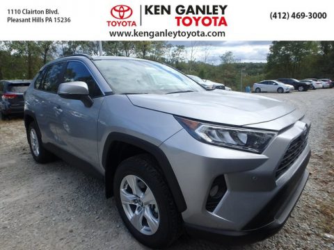 Silver Sky Metallic Toyota RAV4 XLE AWD.  Click to enlarge.