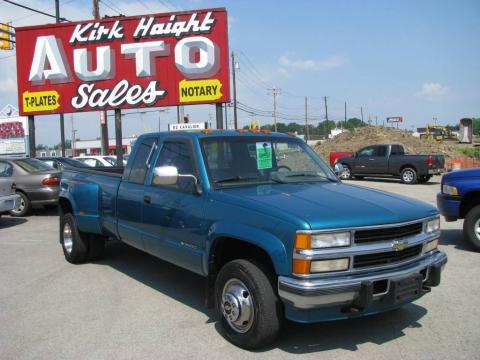 Bright Teal Metallic Chevrolet C/K K3500 Extended Cab 4x4 Dually.  Click to enlarge.