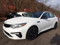 Front 3/4 View of 2020 Kia Optima Special Edition #7