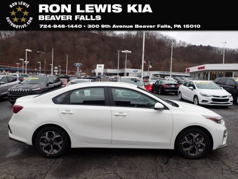 Clear White Kia Forte LXS.  Click to enlarge.