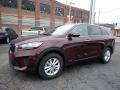 Front 3/4 View of 2020 Kia Sorento LX AWD #7 Front 3/4 View of 2020 Kia Sorento LX AWD #7