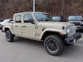 Front 3/4 View of 2020 Jeep Gladiator Overland 4x4 #8