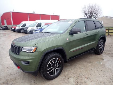 Green Metallic Jeep Grand Cherokee Trailhawk 4x4.  Click to enlarge.