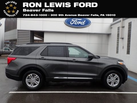 Magnetic Metallic Ford Explorer XLT 4WD.  Click to enlarge.