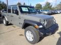 Front 3/4 View of 2020 Jeep Gladiator Sport 4x4 #7