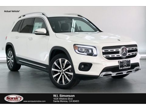 Polar White Mercedes-Benz GLB 250.  Click to enlarge.