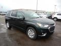  2020 Chevrolet Traverse Graphite Metallic #3