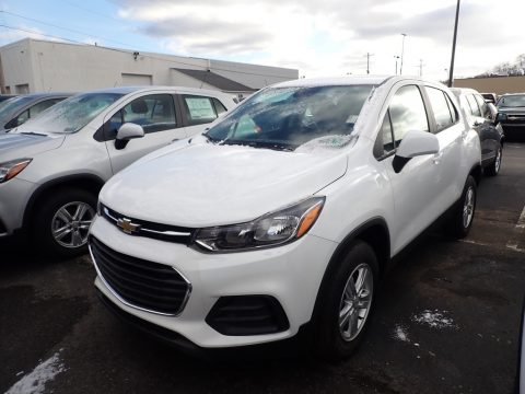 Summit White Chevrolet Trax LS AWD.  Click to enlarge.