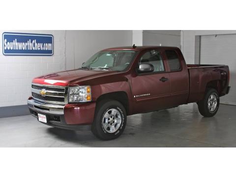 Deep Ruby Red Metallic Chevrolet Silverado 1500 LT Extended Cab 4x4.  Click to enlarge.